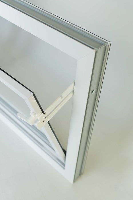 Okno PCV gospodarcze plastikowe szyba pojedyncza altana magazyn strych