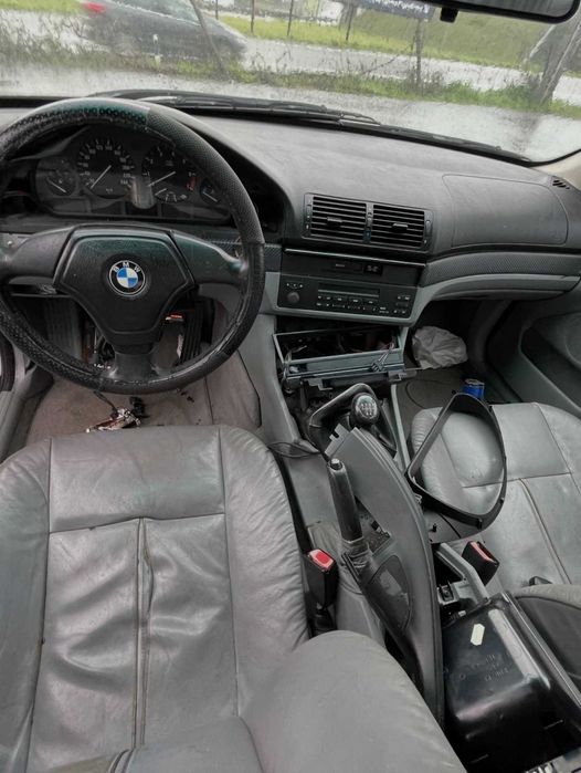 BMW E39 para peças!