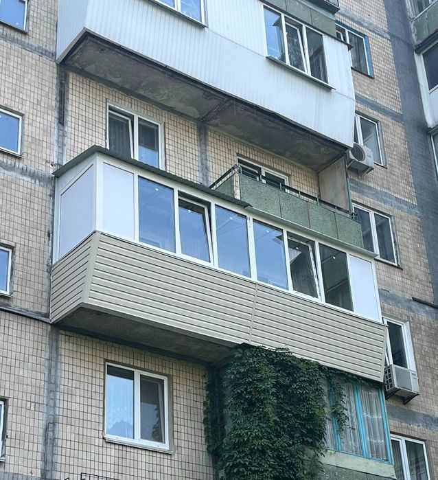 Балкон під ключ Київ Засклення Утеплення Винос Обшивка Ремонт балкона