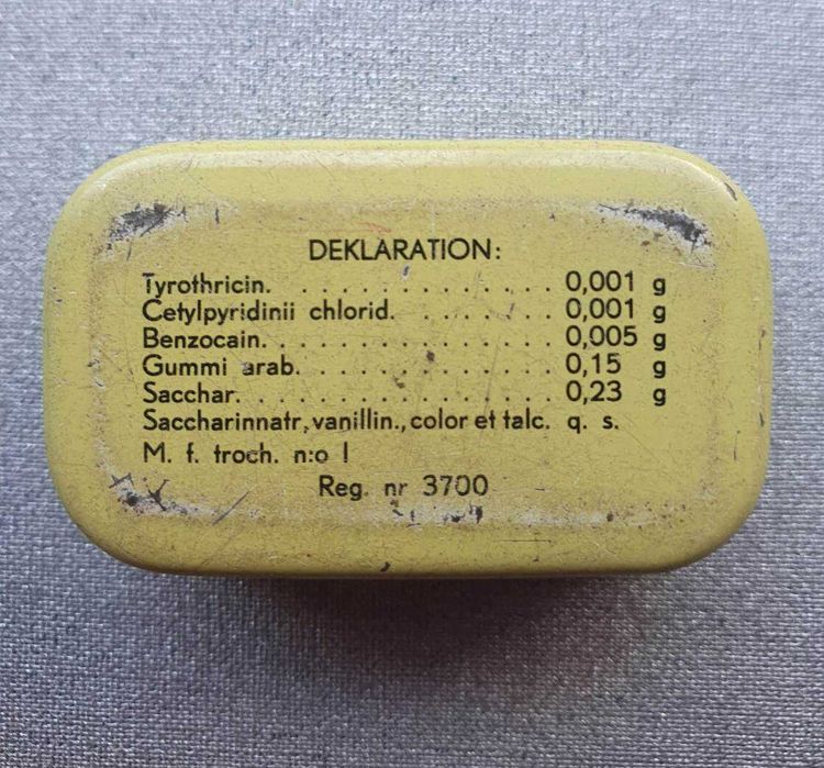 Caixas de lata Klover e Tyrosolvetter para colecção