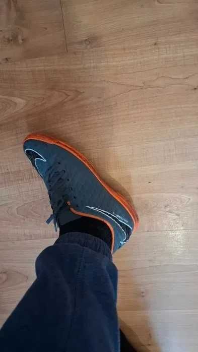 Halówki Nike HypervenomX Phelon IC – rozmiar 44