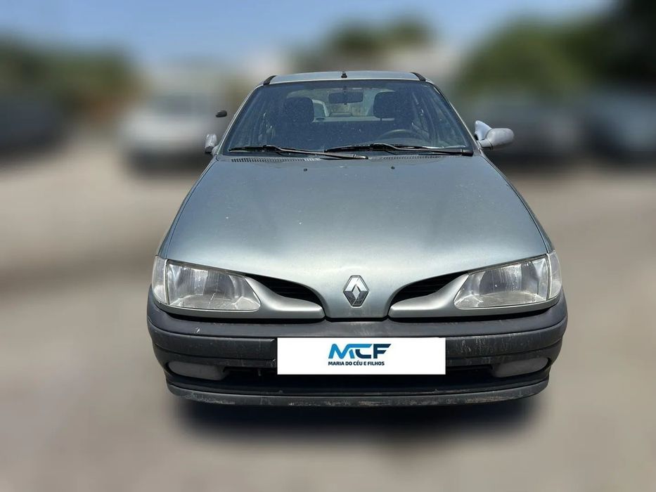 Renault Mégane I 1.4 de 1998 para peças