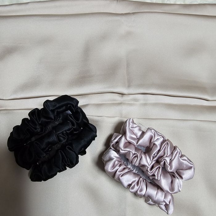 Однотонные шёлковые  резинки для волос 22 Momme Pure Silk , mulberry .