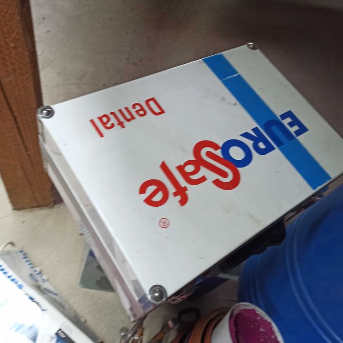 Walizka medyczna na sprzęt . Ambulans karetka ratownik torba plecak.