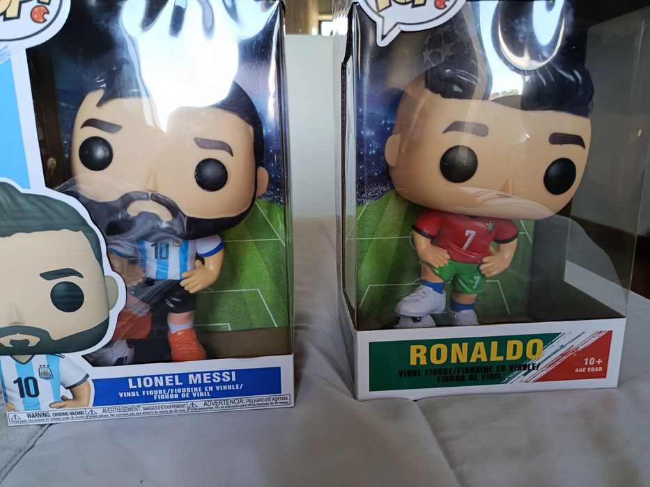 Pop figures Ronaldo e Messi - 23 cm