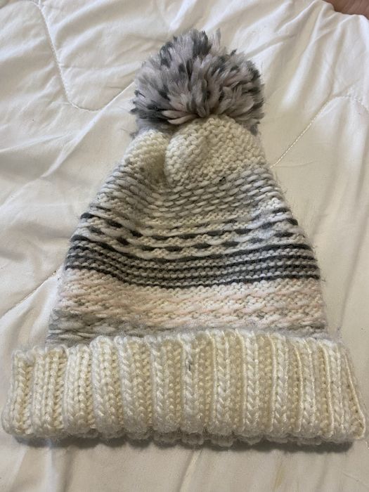 Шапка вязаная теплая