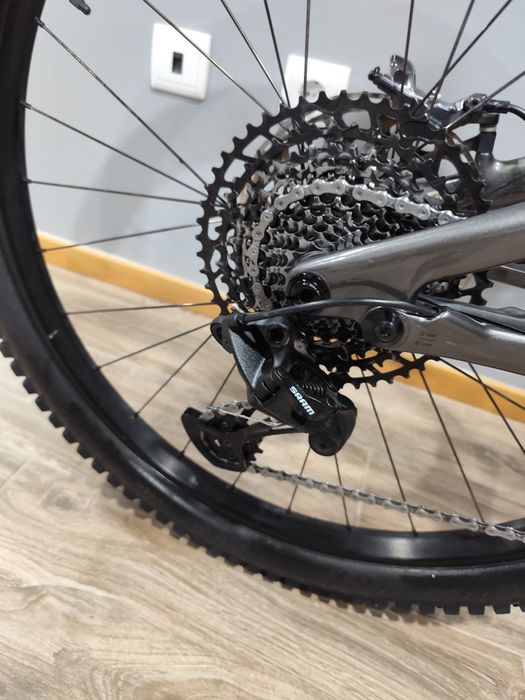 Specialized turbo levo carbon