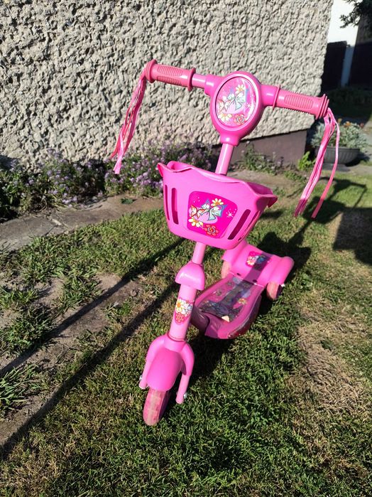 Sprzedam malutką hulajnogę dla dziewczynki