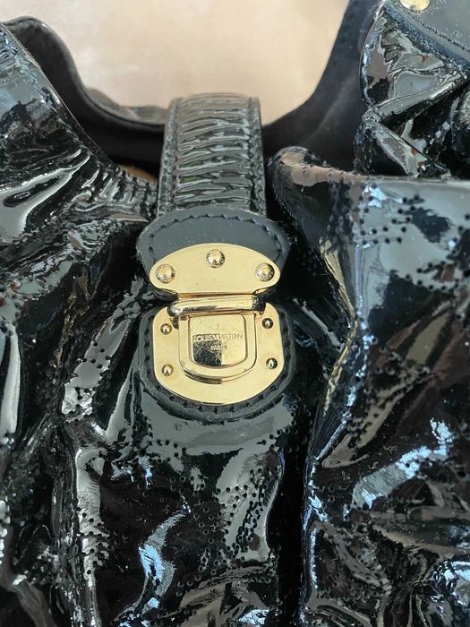 Mala LOUIS VUITTON – modelo Mahina Surya  tamanho XL