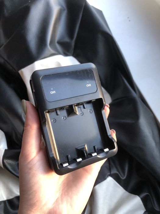 Ładowarka do akumulatorów XBOX Pad