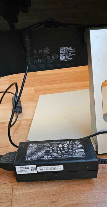 монитор Dell s2719H