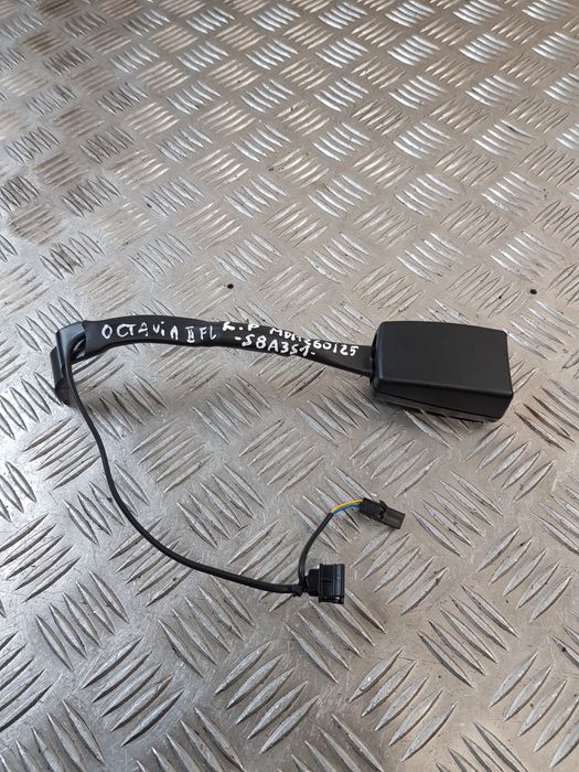 Zapinka Pasa Bezpieczeństwa Lewa Przód 1Z1858471C Skoda Octavia Ii 11R