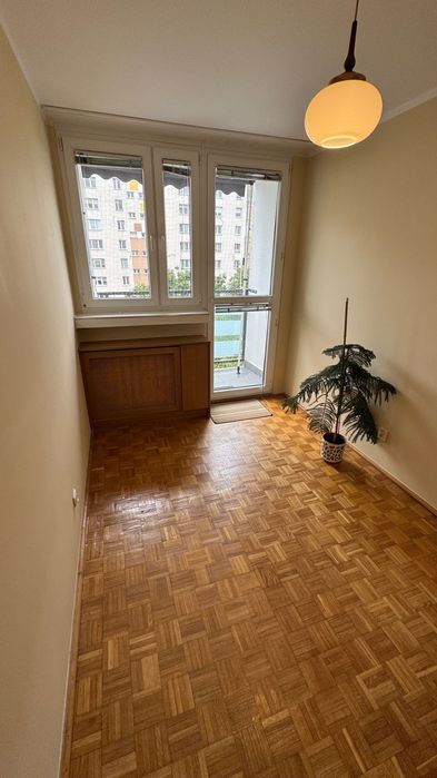 Bezpośrednio sprzedam 3 pokojowe mieszkanie