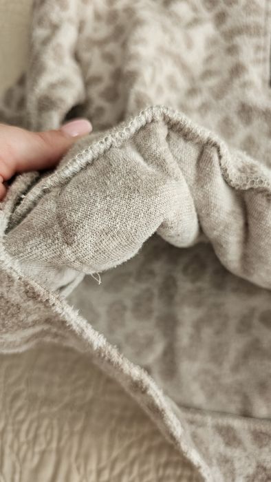 Кофтинка на дівчинку