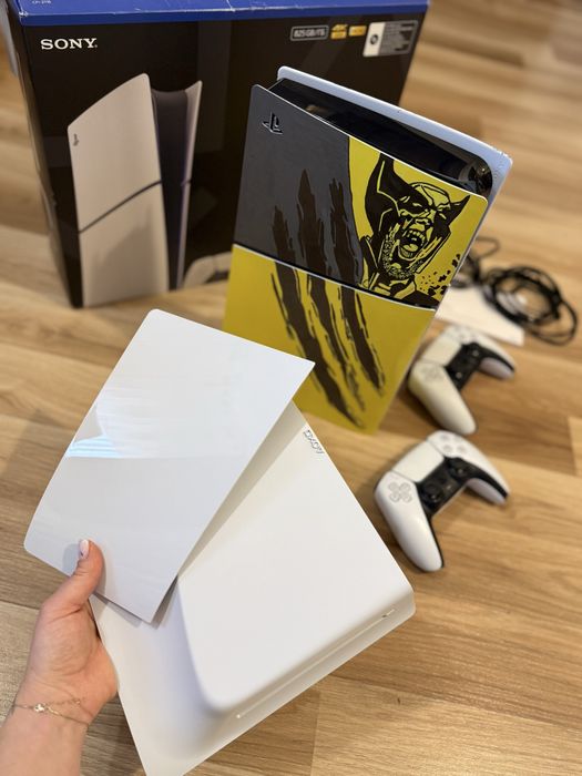 Sony PlayStation 5 Slim ++ 2 Pady