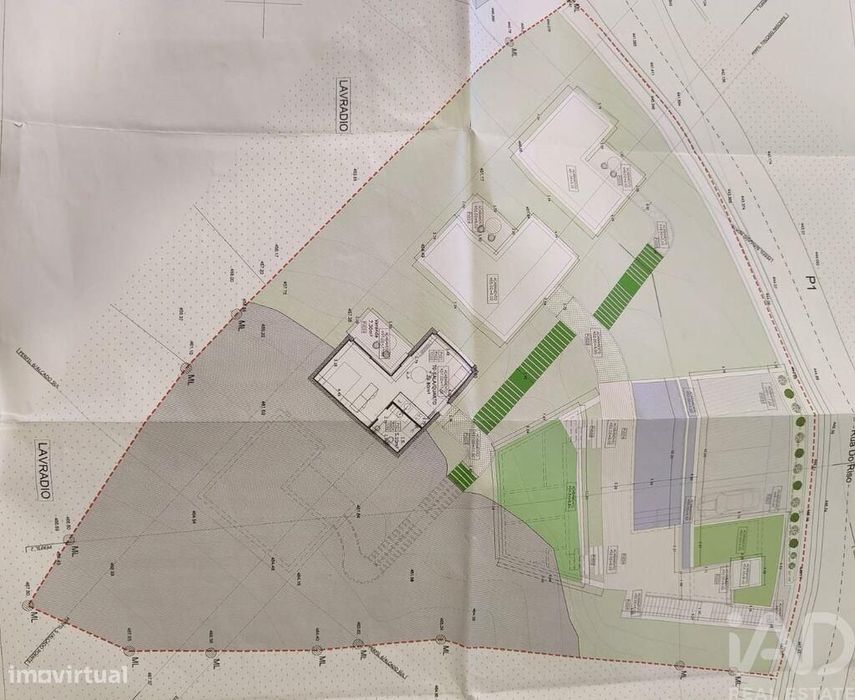 Terreno para construção em Louredo