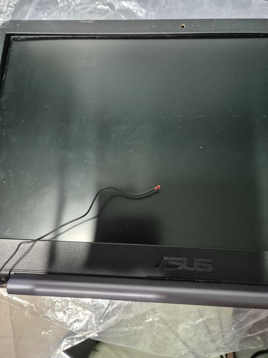 display asus E406M dá para outros modelos restantes peças sob consulta