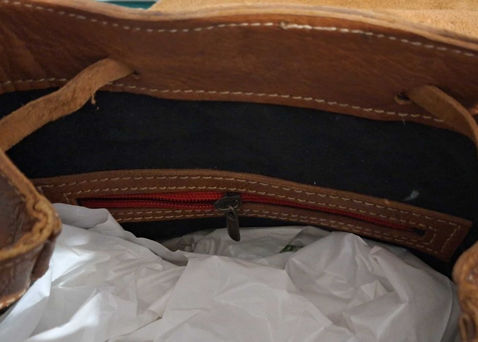 Caça - Mochila antiga de couro / cabedal forte