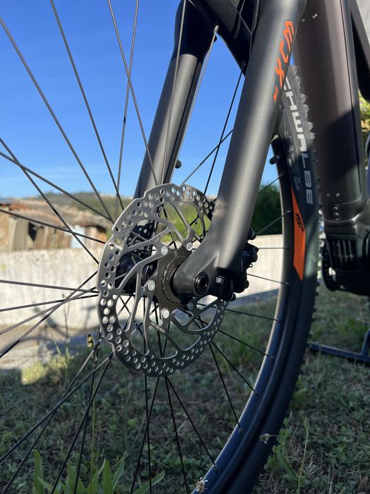 KTM Macina Race 592 (Tam. 48/L) – Como Nova (37km) + Garantia e Extras