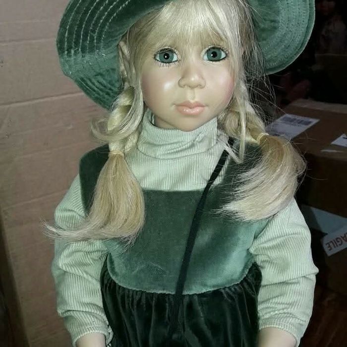 Коллекционная виниловая кукла от Joke Grobben