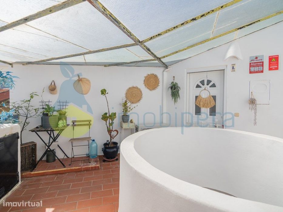 Não Perca Esta Grande Oportunidade! Apartamento Totalmente Remodela...