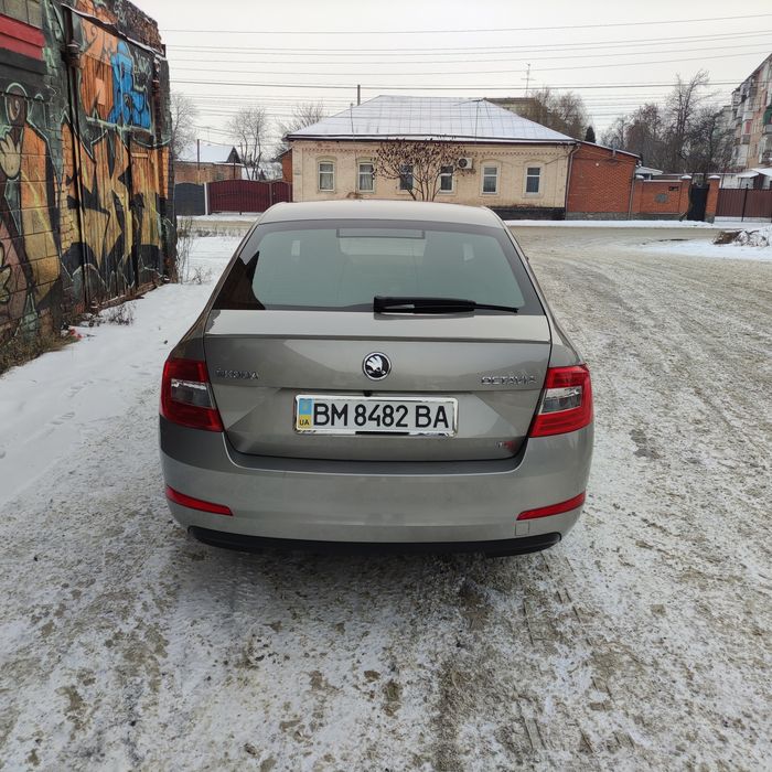 Шкода Октаві а7 1.8 бензин 2013года