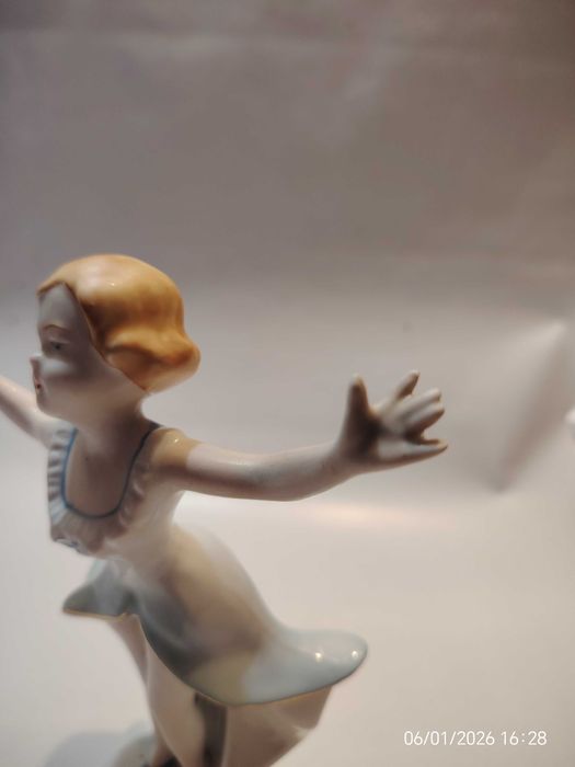 Figurka Arpo Romania