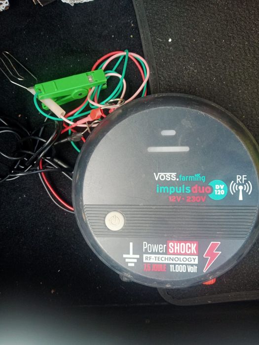 Voss farming, stan idealny mocny i trwaly pastuch, elektryzator