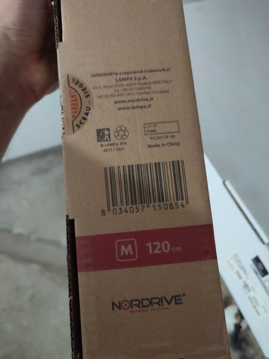 Barras de tejadilho Nordrive para VW Polo de 2009 a 2017 entre outros.