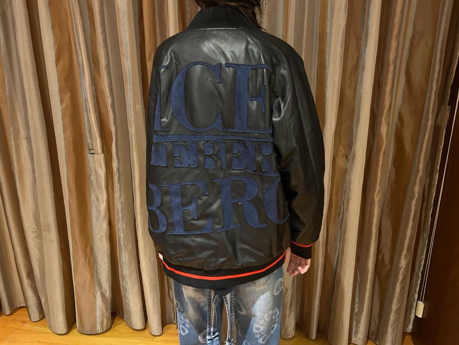 casaco ICEBERG Size JR 16Y 170cm