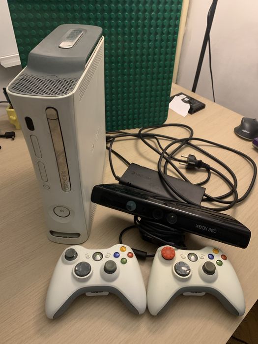 Konsola Xbox 360 15 GB Pady Kinect