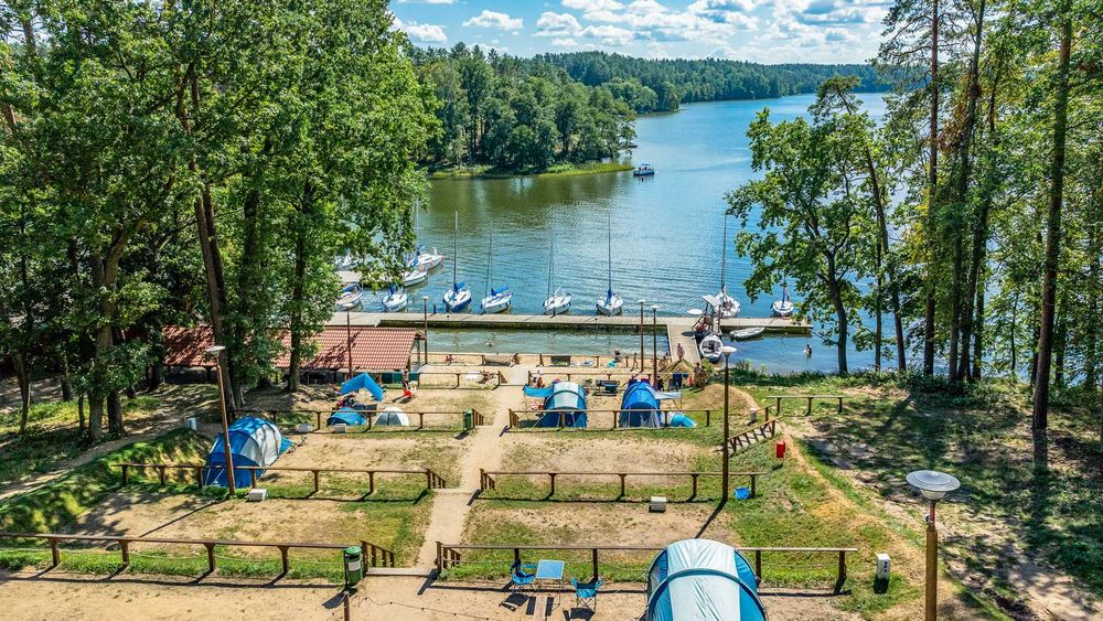 Domki nad jeziorem Mazury – Ośrodek Wodnik Ruciane-Nida Atrakcje