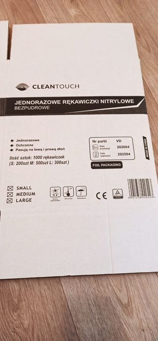 Kartony z grubej tektury