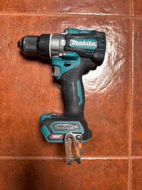 Berbequim Combinado 40V XGT 140Nm Makita HP001GZ