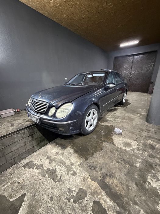 Мерседес w211 2.7 автомат! Без мотора