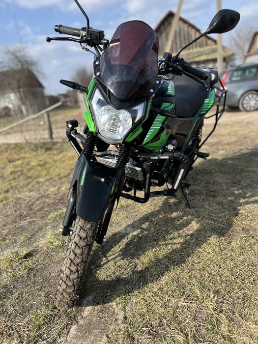 Продам мотоцикл Lifan cityr 200