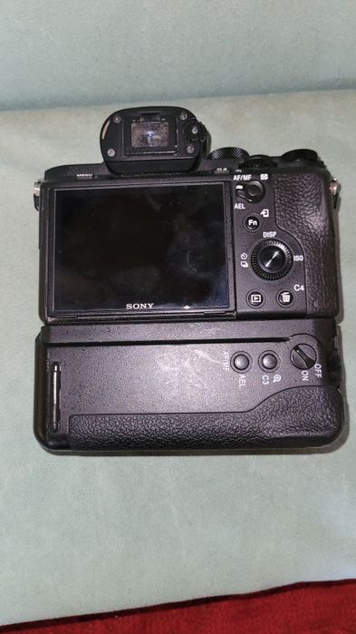 Sony A7ii + grip inne dodatki