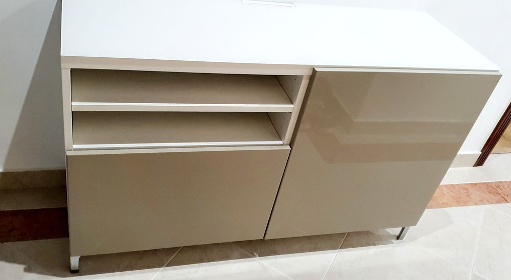 Móvel TV ikea besta 1.20m