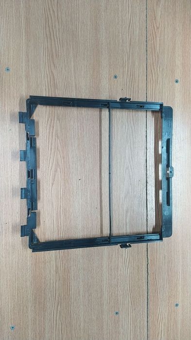 Pordche 911,982,718   рамка радіатора 9p1820860