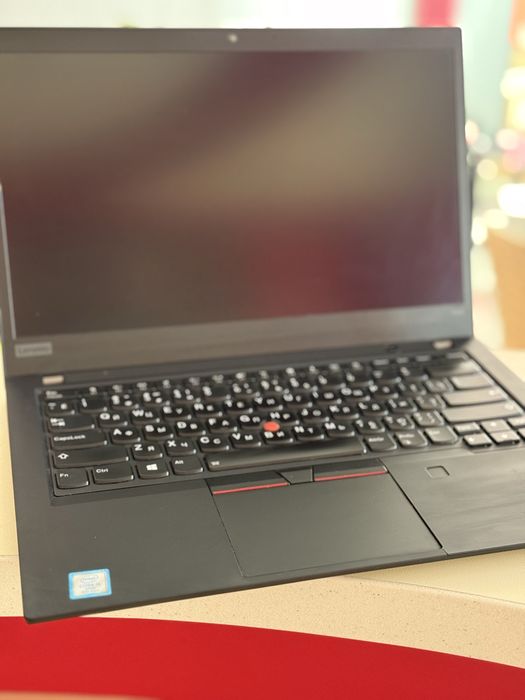 Ноутбук Lenovo T490
