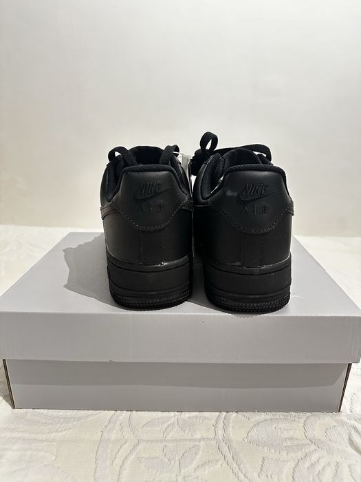 Nike Air Force 1 Preto - n38,5
