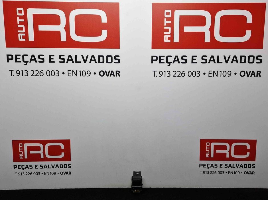 Comando / Botão / Interruptor Vidros Frente Direito 254218614R - RENAULT CLIO IV