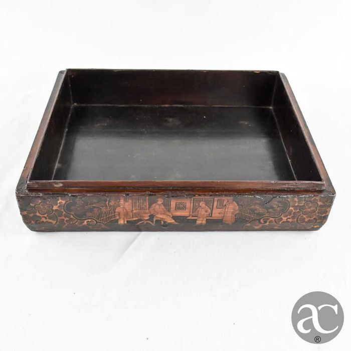 Caixa de jogo chinesa Laca e madeira, séc. XIX, com caixas no interior