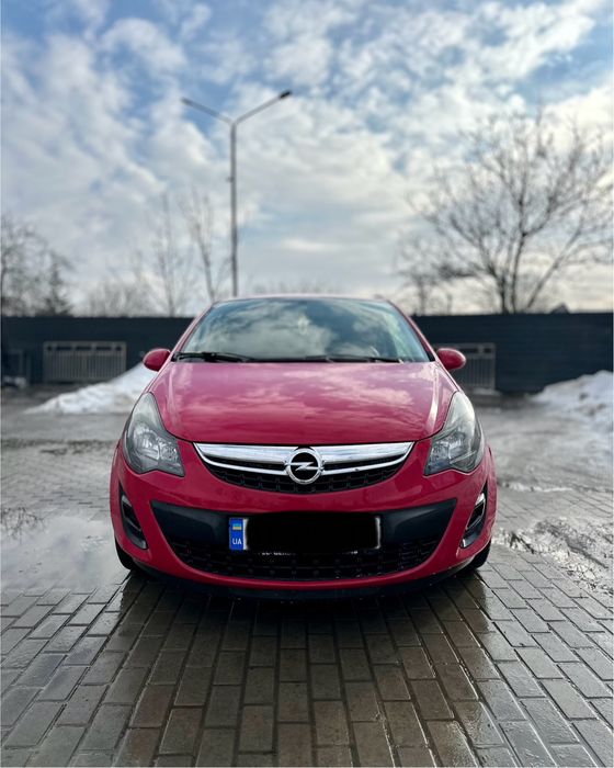 Opel Corsa 2013 року