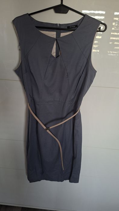 Sukienka elegancka Orsay