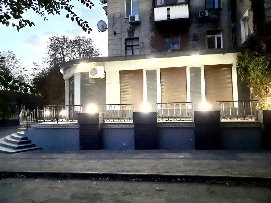 Продажа помещения, 176 м.кв, терасса, фасад, мебель, ремонт, Соцгород.