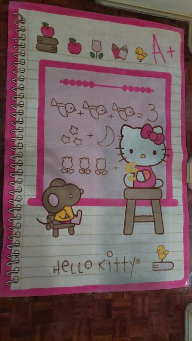 Tapete Hello Kitty