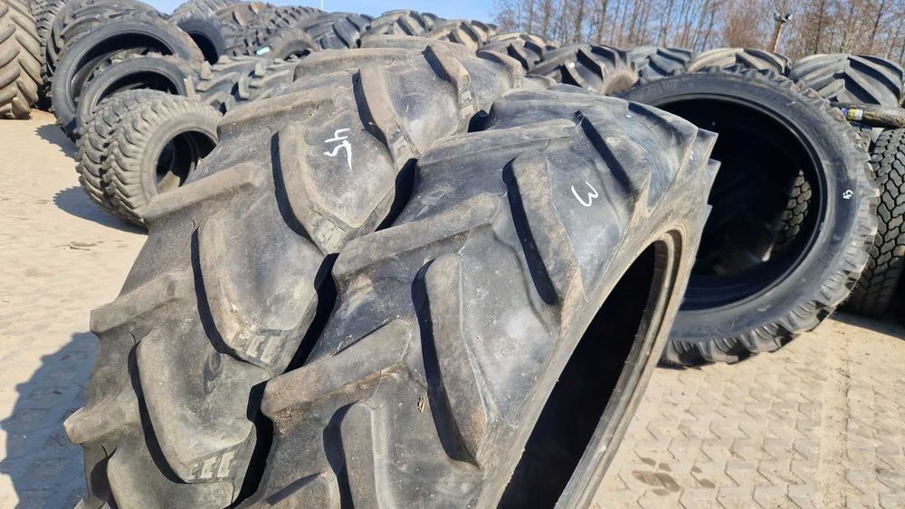 11.2r32 270/95r32 11.2-32 12.4r32 12.4-32 BKT Taurus 50% Bez napraw