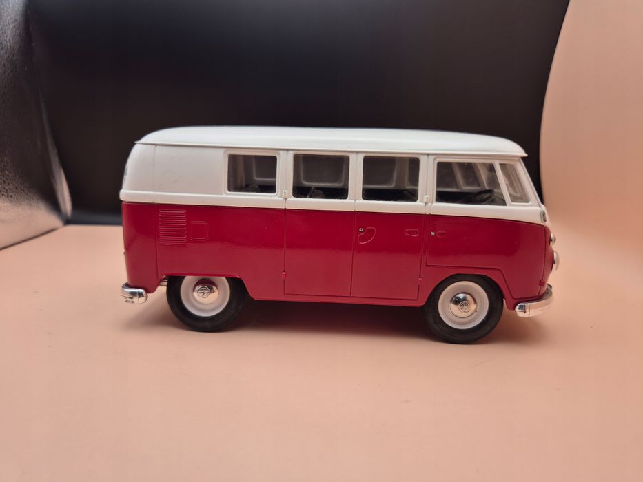 Volkswagen Bus T1 1966 1/19 Solido