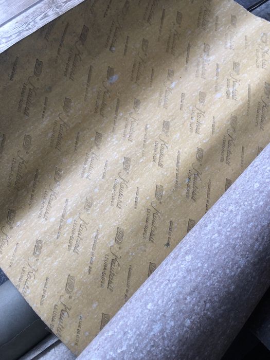 Продам Паронит0.2. 0.4. 0.5. 0.8. 1.2.мм.